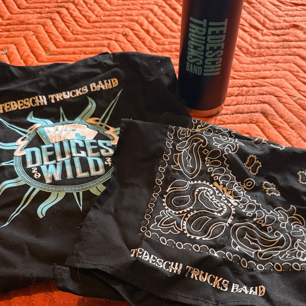 Tedeschi trucks band vip swag deuces wild tour 2024 Derek trucks Susan Tedeschi